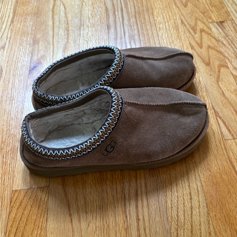 UGG Brown Loafers Slip-Ons Comfortable Casual